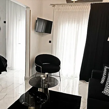 Appartement Black & White Luxury Living Kateríni