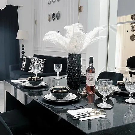 Black & White Luxury Living Appartement *